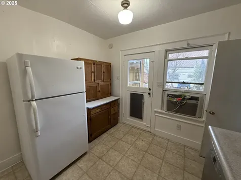 7205 N Greenwich Avenue Portland OR 97217