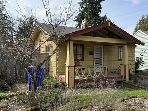 7205 N Greenwich Avenue Portland OR 97217