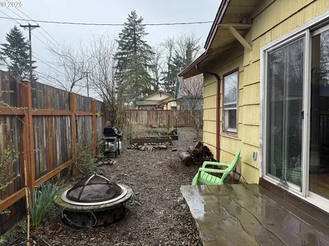 7205 N Greenwich Avenue Portland OR 97217