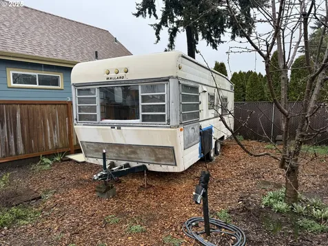 7205 N Greenwich Avenue Portland OR 97217