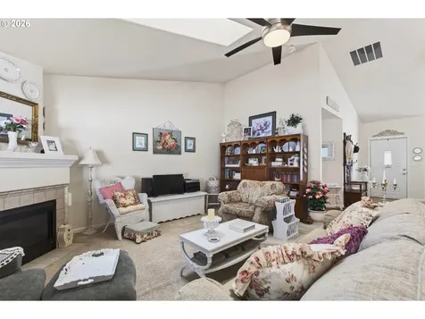 3772 Gracie Place Longview WA 98632