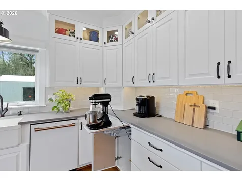29315 NE Putnam Road Newberg OR 97132