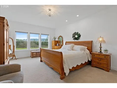 29315 NE Putnam Road Newberg OR 97132