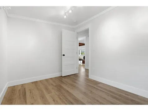 5801 NE Abbey Road Carlton OR 97111