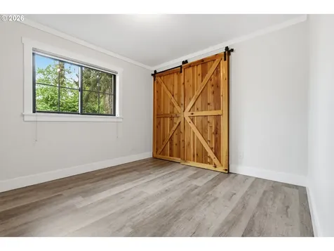 5801 NE Abbey Road Carlton OR 97111