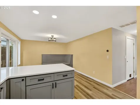 8250 SW Colony Creek Court Portland OR 97224