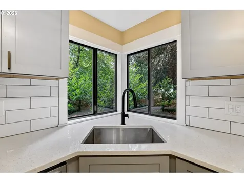 8250 SW Colony Creek Court Portland OR 97224