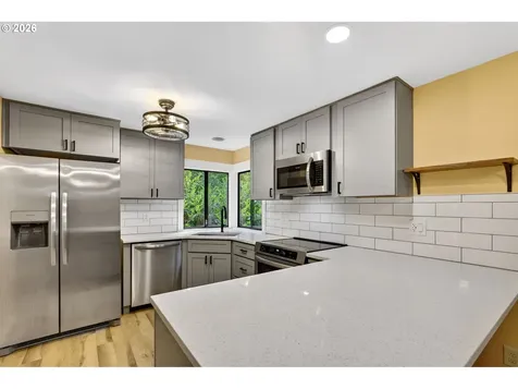8250 SW Colony Creek Court Portland OR 97224