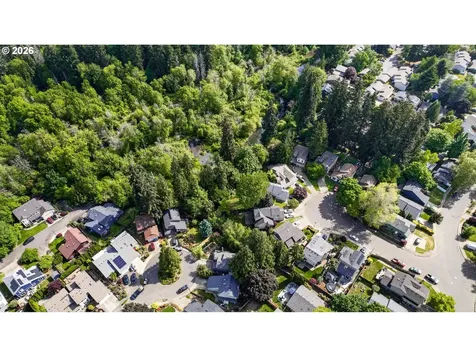 8250 SW Colony Creek Court Portland OR 97224