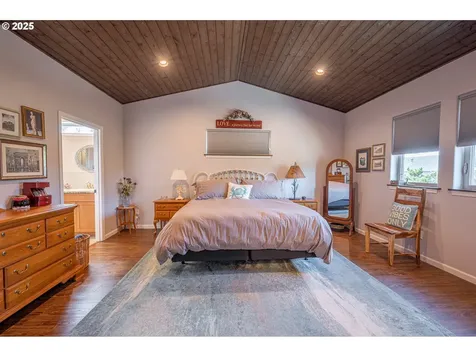 2686 Cedar Loop Drive Bandon OR 97411