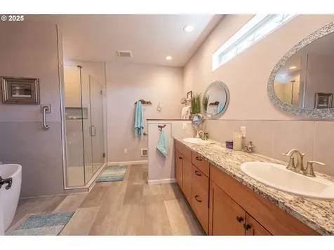 2686 Cedar Loop Drive Bandon OR 97411