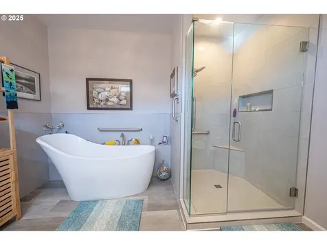 2686 Cedar Loop Drive Bandon OR 97411