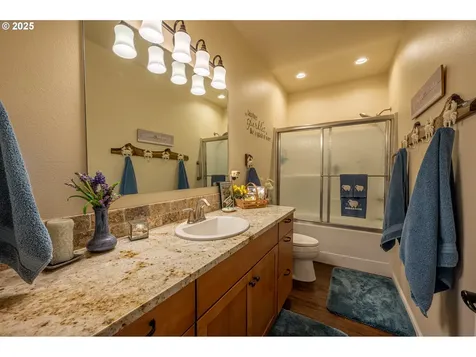 2686 Cedar Loop Drive Bandon OR 97411