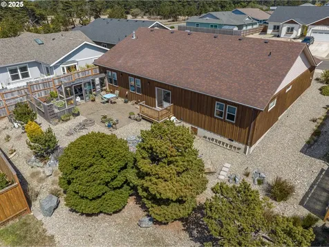 2686 Cedar Loop Drive Bandon OR 97411