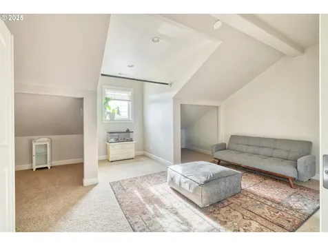 20654 Boulderfield Avenue Bend OR 97701