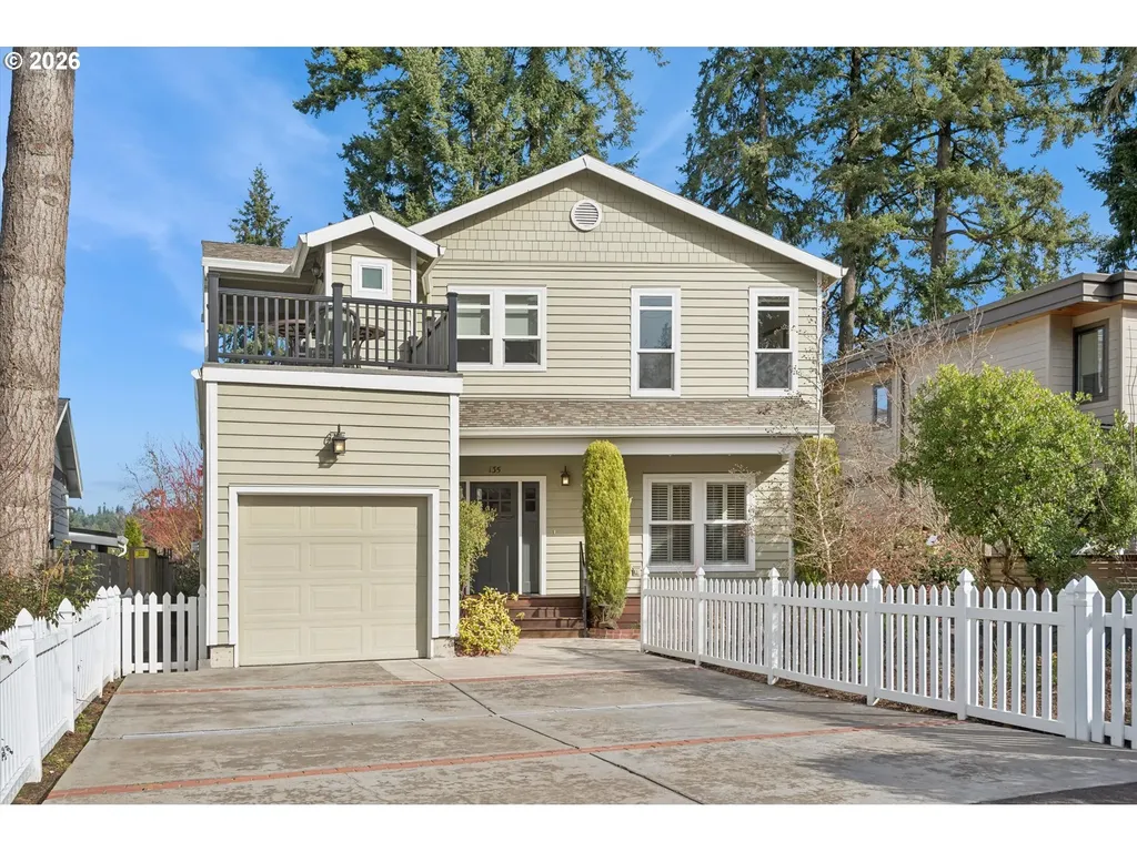 135 Middlecrest Road Lake Oswego OR 97034