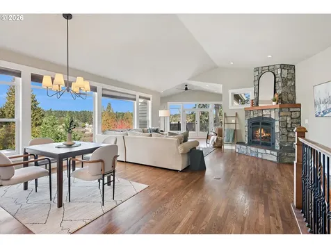 135 Middlecrest Road Lake Oswego OR 97034