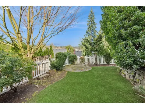 135 Middlecrest Road Lake Oswego OR 97034
