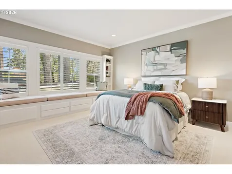 135 Middlecrest Road Lake Oswego OR 97034