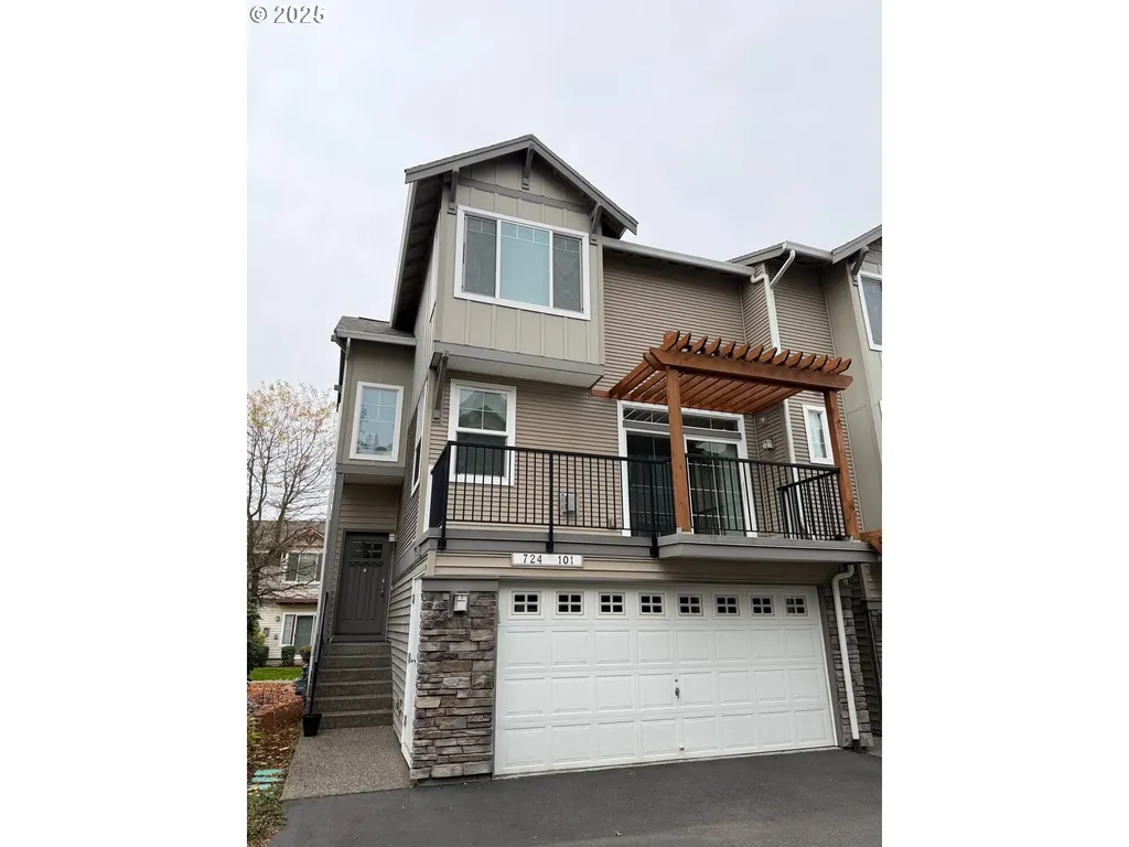 724 NW 118th Avenue Portland OR 97229