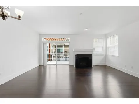724 NW 118th Avenue Portland OR 97229