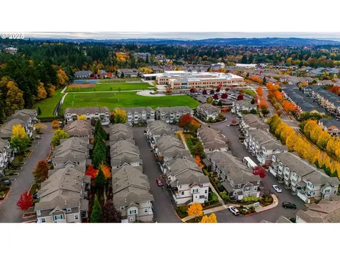724 NW 118th Avenue Portland OR 97229