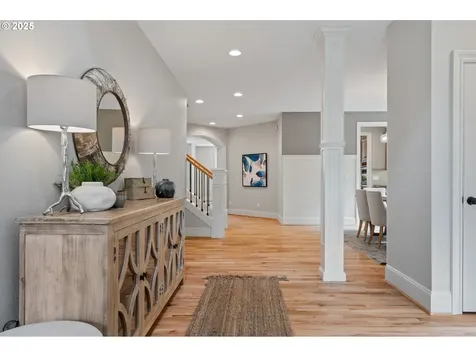 11390 NW Valros Lane Portland OR 97229