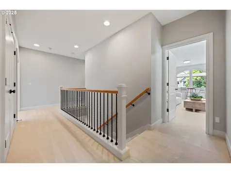 11390 NW Valros Lane Portland OR 97229