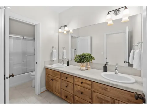 11390 NW Valros Lane Portland OR 97229