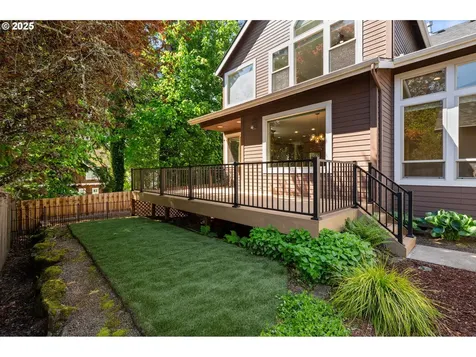 11390 NW Valros Lane Portland OR 97229