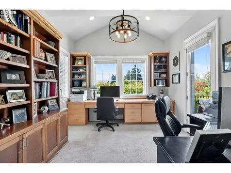 16710 S Kraeft Road Oregon City OR 97045