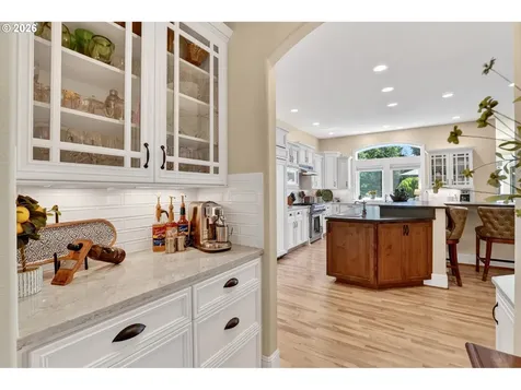 16710 S Kraeft Road Oregon City OR 97045