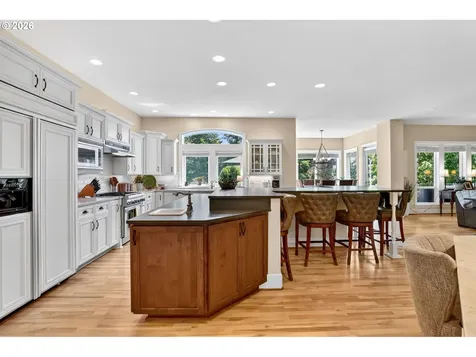 16710 S Kraeft Road Oregon City OR 97045