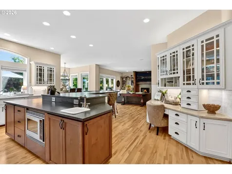 16710 S Kraeft Road Oregon City OR 97045