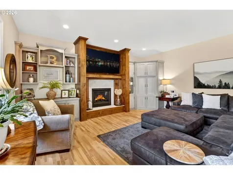16710 S Kraeft Road Oregon City OR 97045
