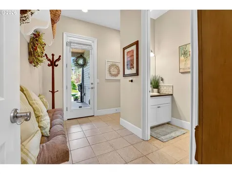 16710 S Kraeft Road Oregon City OR 97045