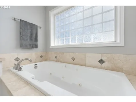 14580 SE Shasta Lane Happy Valley OR 97086