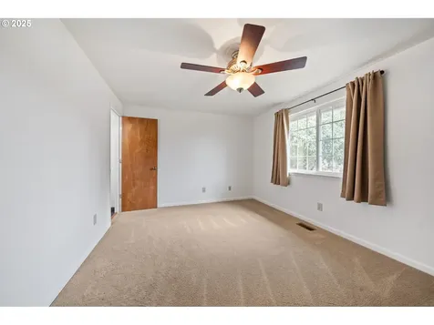 3057 SE Bridgeside Way Hillsboro OR 97123