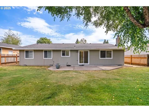 3057 SE Bridgeside Way Hillsboro OR 97123