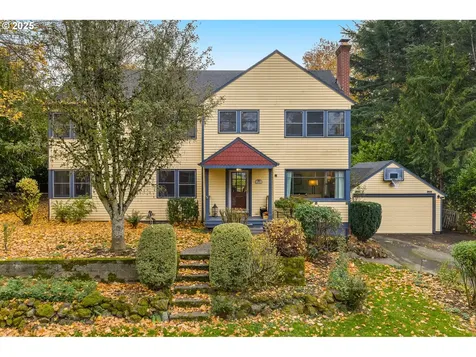 5960 SW Brugger Street Portland OR 97219