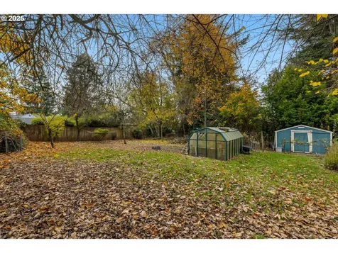 5960 SW Brugger Street Portland OR 97219