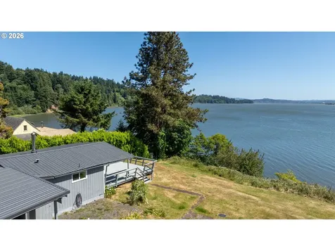 93712 Mallard Lane North Bend OR 97459