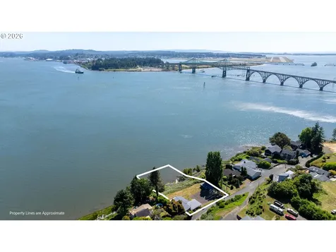 93712 Mallard Lane North Bend OR 97459