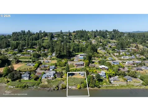 93712 Mallard Lane North Bend OR 97459