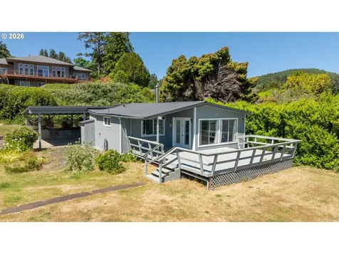 93712 Mallard Lane North Bend OR 97459