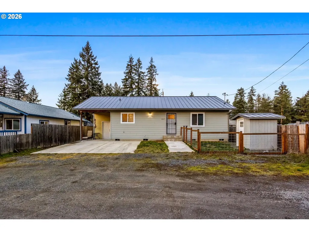 1907 Willow Street Sweet Home OR 97386