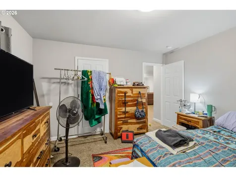 1907 Willow Street Sweet Home OR 97386