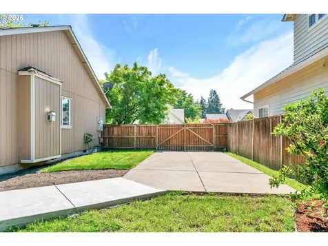 585 Dublin Avenue Eugene OR 97404
