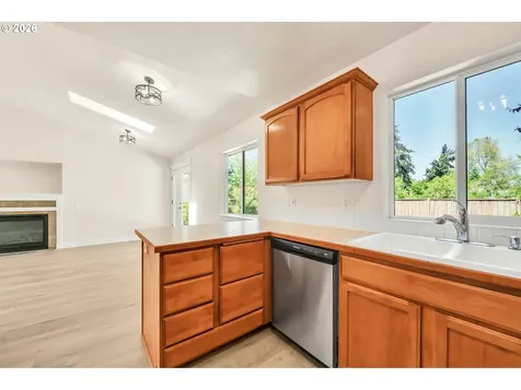 585 Dublin Avenue Eugene OR 97404