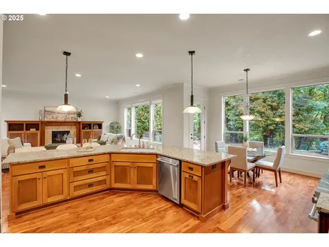 12106 NW 48th Court Vancouver WA 98685